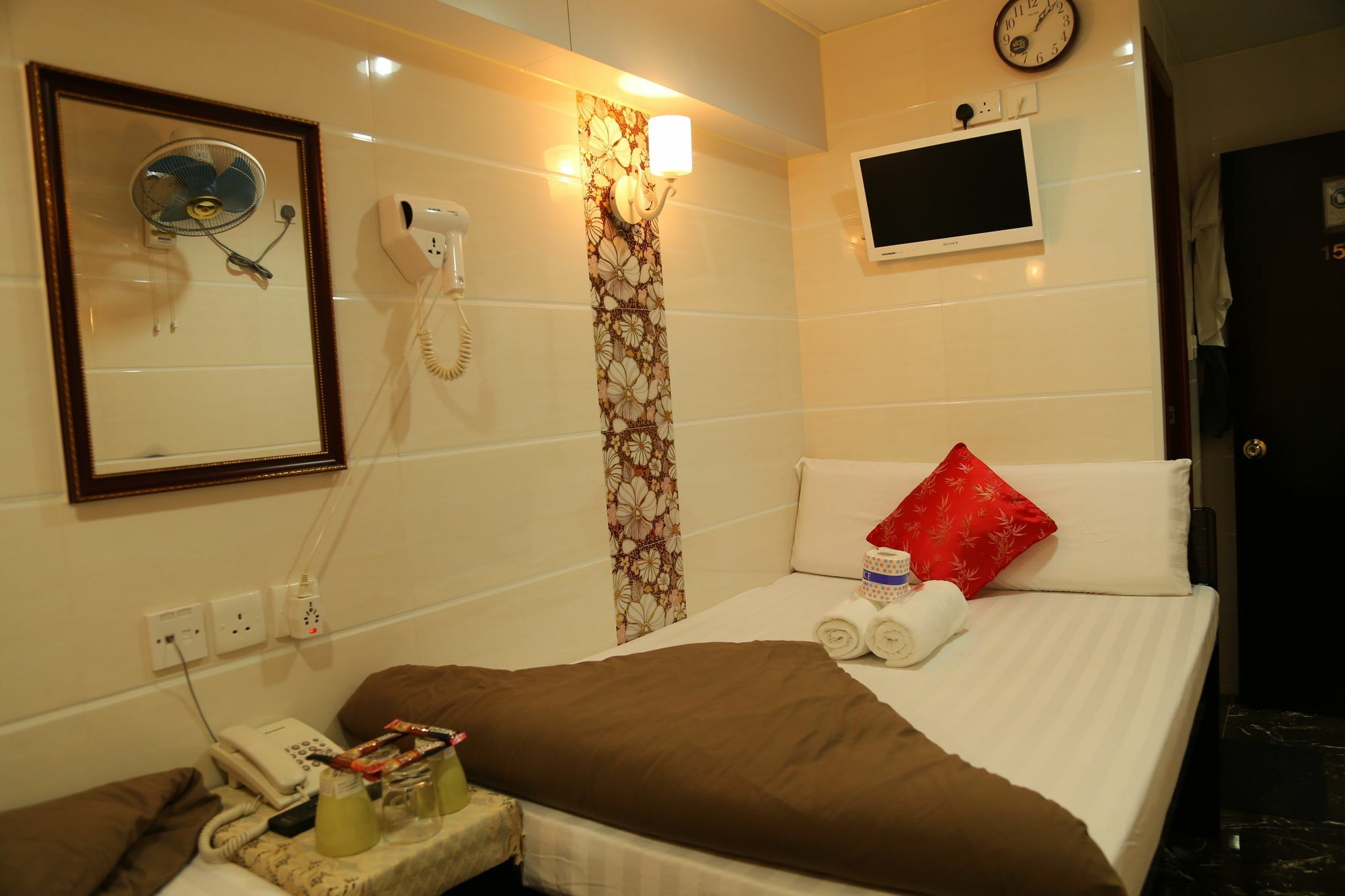 European Hostel Hong Kong Extérieur photo